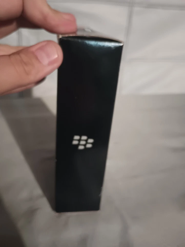 New Original OEM Blackberry Home Wall AC Charger Storm 2, Curve, Tour, Pearl - Image 3 of 4