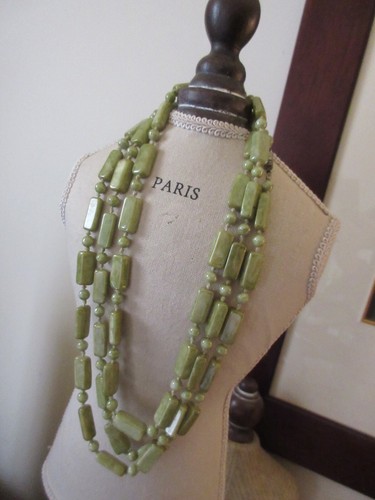 Beautiful Vintage Scottish knotted polished Connemara Agate Necklace 60"
