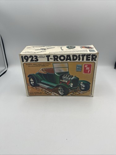 AMT Street Rods 1923 Ford T Roadster 1/25
