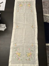 Vintage Hand Embroidered Floral Linen Table Runner