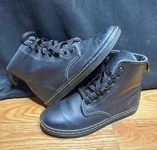 Dr. Doc Martens Shoreditch Womens Size 6 Black Leather Combat AirWair Boots Shoe
