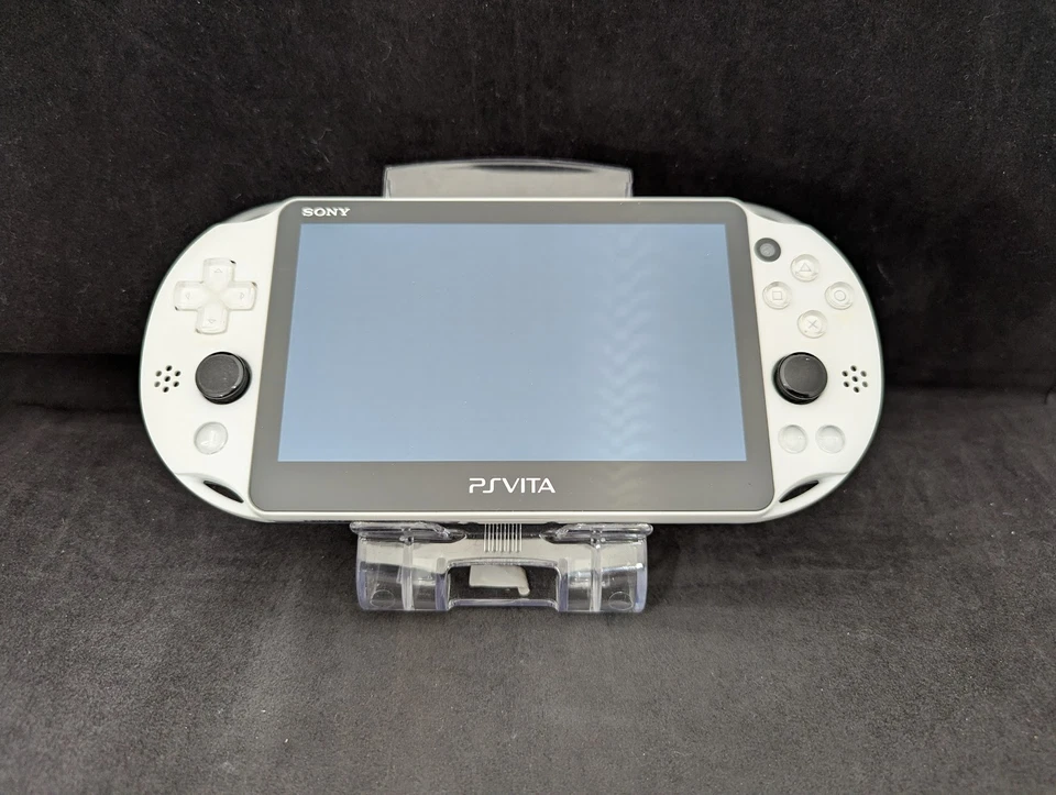 B976 Sony PS Vita PCH-2000 console Glacier White Handheld system w/box memory fx - Image 3 of 4