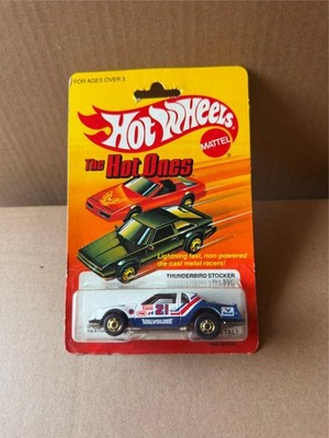 Hot Wheels 1983 the Hot Ones Thunderbird Stocker White/Blue J15