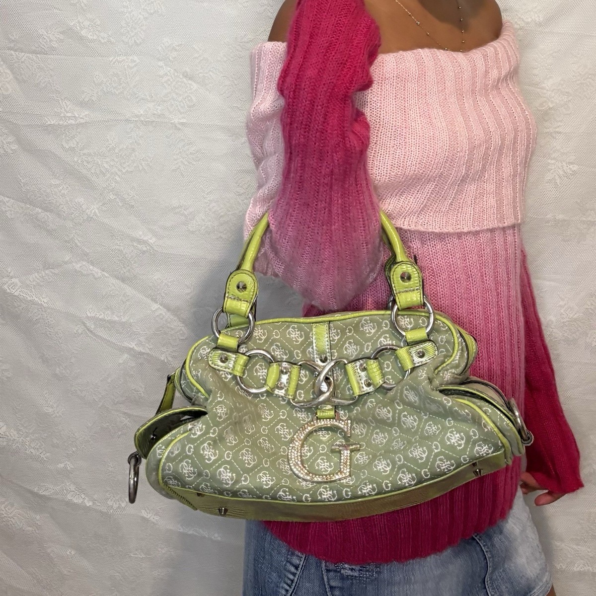 バッグ guess rare Grogo studded vintage y2k bag guess rare Grogo studded vintage y2k bag Vintage Guess Bag Y2K