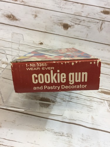 Vintage WEAR-EVER BISCOTTI GUN PASTICCERIA DECORATORE alluminio Wearever manuale completo 3365 - Foto 3 di 7