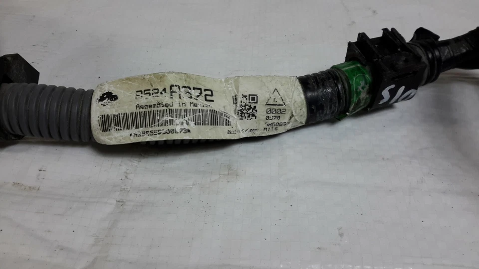 Arnés de cable de batería RVR Mitsubishi Outlander Sport 2014 8524A372 OEM Foto 3 de 4