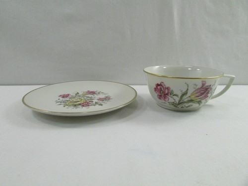 Embassy Vitrified China flores rosa/blanco/púrpura 6 tazas y platillos - Imagen 6 de 24