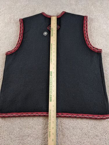 Vintage Woolrich Sweater Vest Womens XL Black Wool Snow Flakes Button Up - Picture 6 of 7