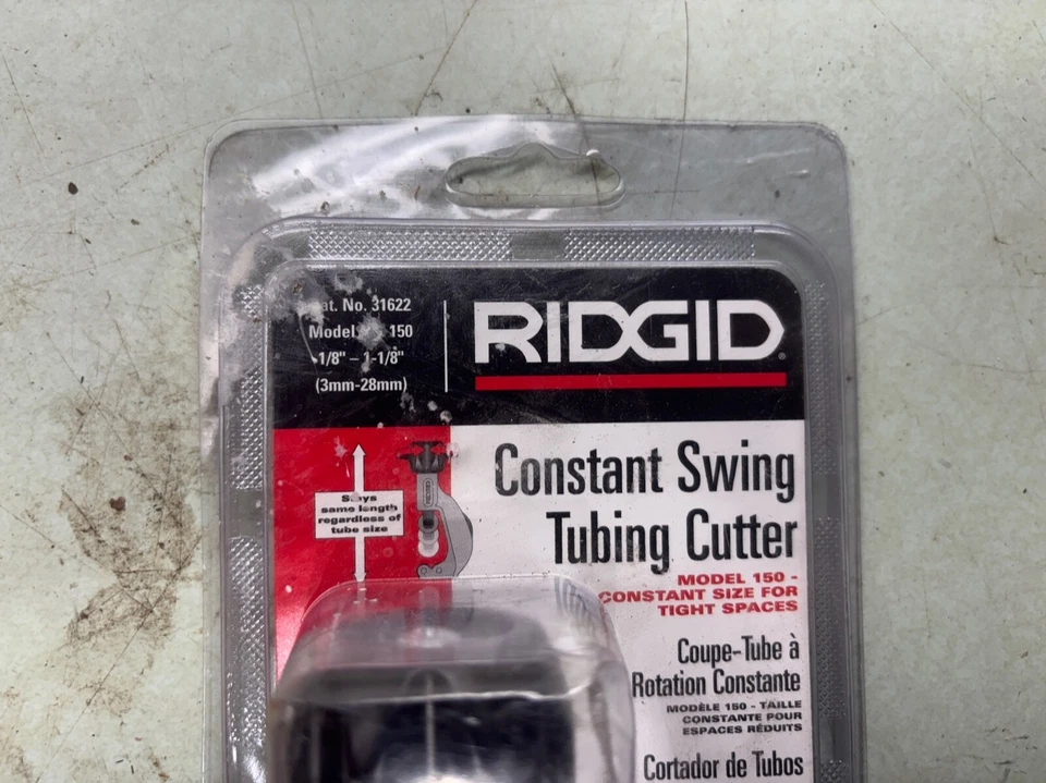 RIDGID Tool (31622) Screw Feed 1/8-1 1/8" Tubing & Conduit Cutter Made in USA - Image 3 of 4