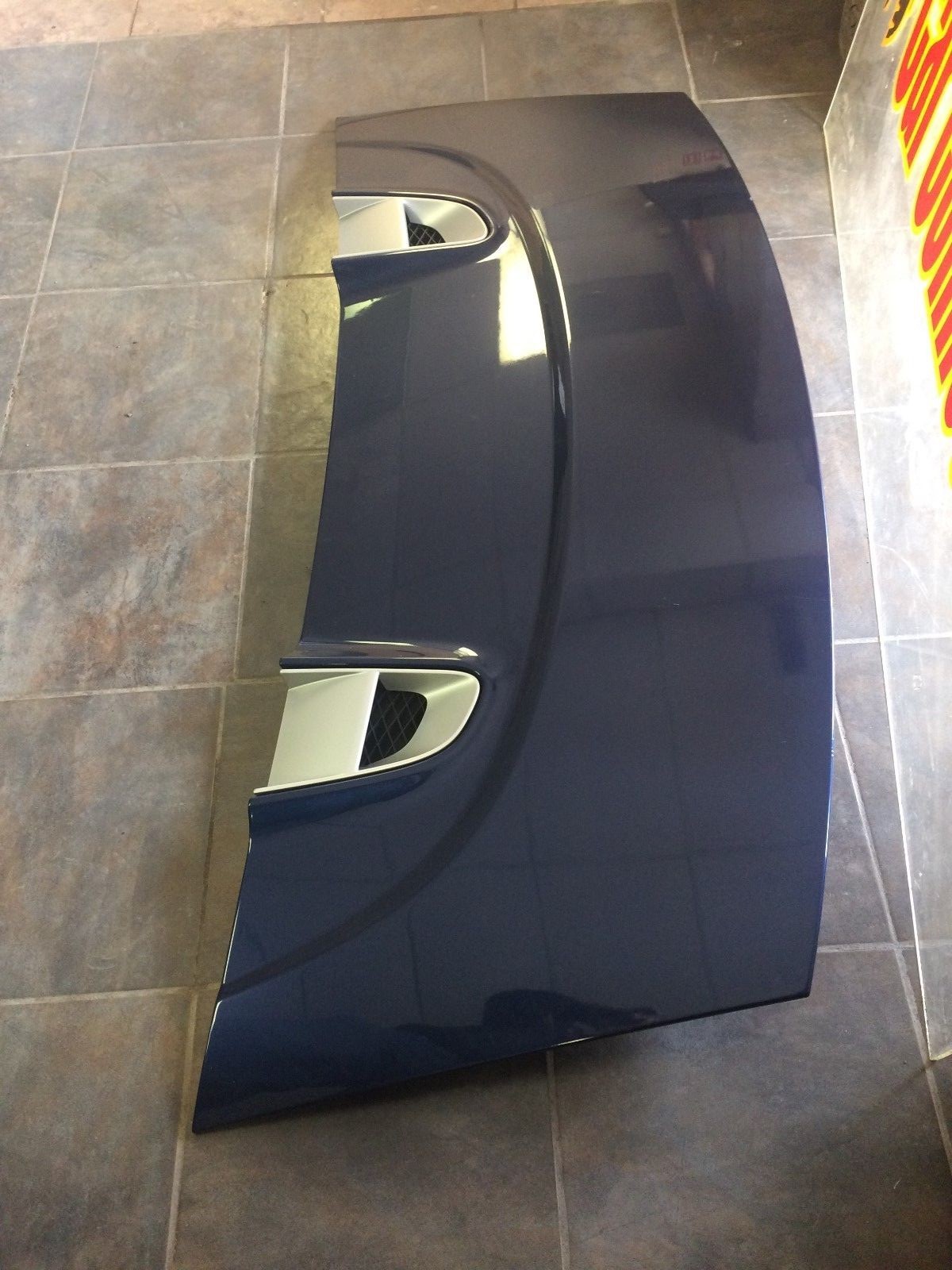 2011 Audi R8 convertible engine trunk lid OEM