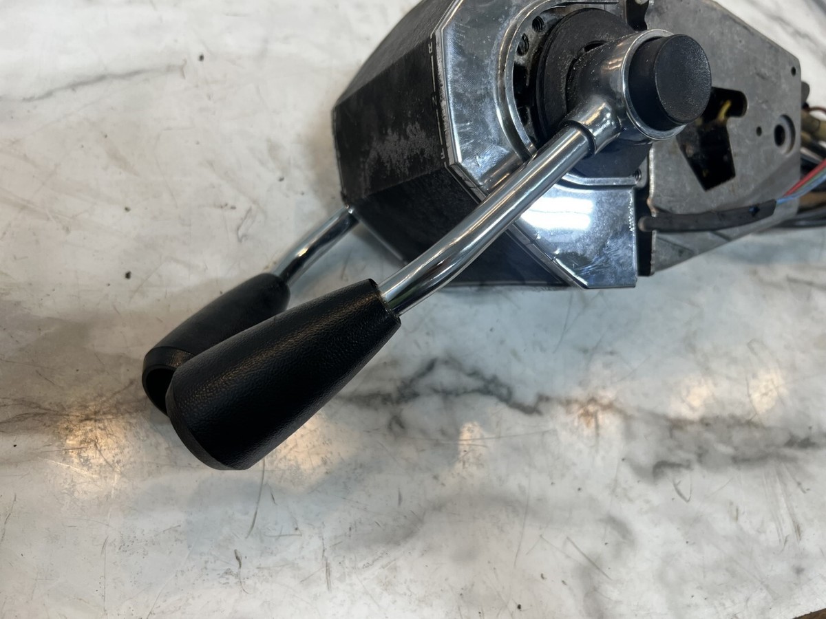 Sea Ray 270 Boat Quicksilver dual engine throttle control 