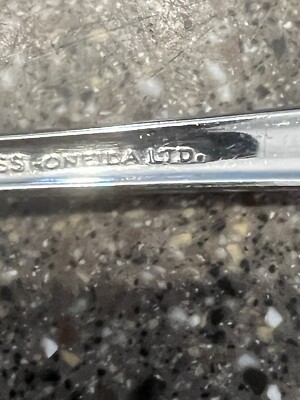 Vintage Heirloom By Oneida 18/10 Stainless Flatware 3 Forks,4