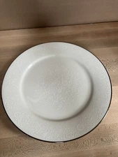 NORITAKE IVORY AFFECTION DINNER  PLATE 10” MADE IN JAPAN. 1 Pc