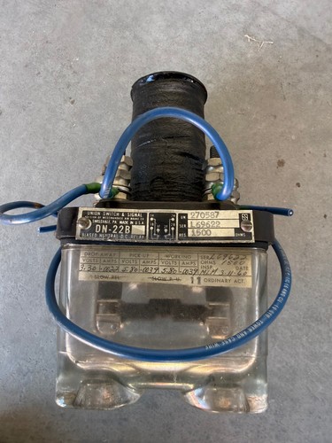 DN 22 UNION SWITCH & SIGNAL relay