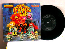 The Fraggles(Muppets)RCA,"Fraggle Rock Theme"UK,7"45 w P/S,1984 kids hit,Mint-