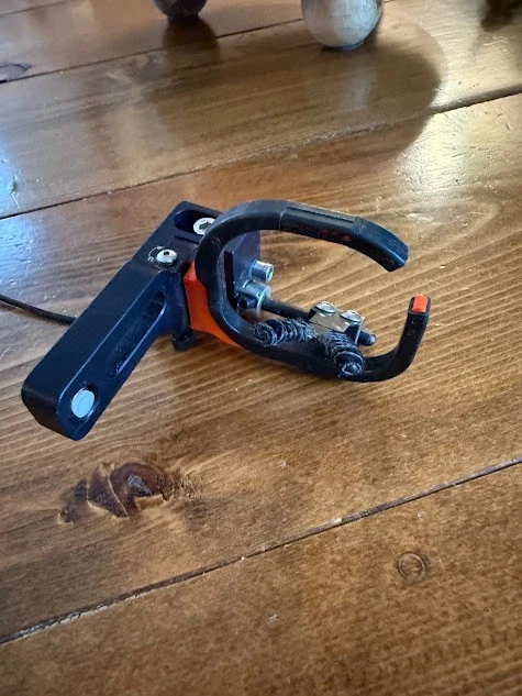 AAE Pro Drop Arrow rest - Image 4 of 4