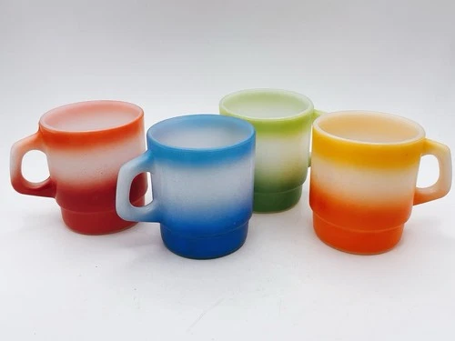 Vintage Set 4 Anchor Hocking Milk Glass Mugs Ombre Colors Blue Yellow Red Green