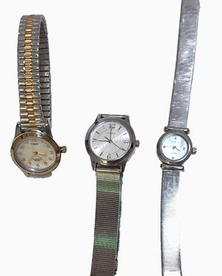 Timex & Skagen Lot of 3 Analog Quartz watches Stainless -Working, need Batterys