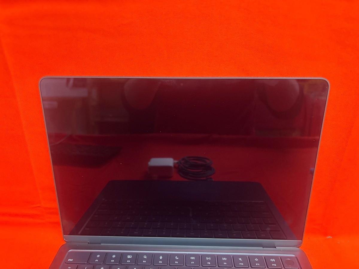 Apple MacBook Air M4 13" 2025 Cycle Count: 4 (CP1123141) 7