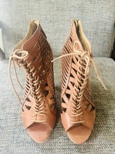 Nine West Women’s Tan Strappy Open Toe Heels 7 M