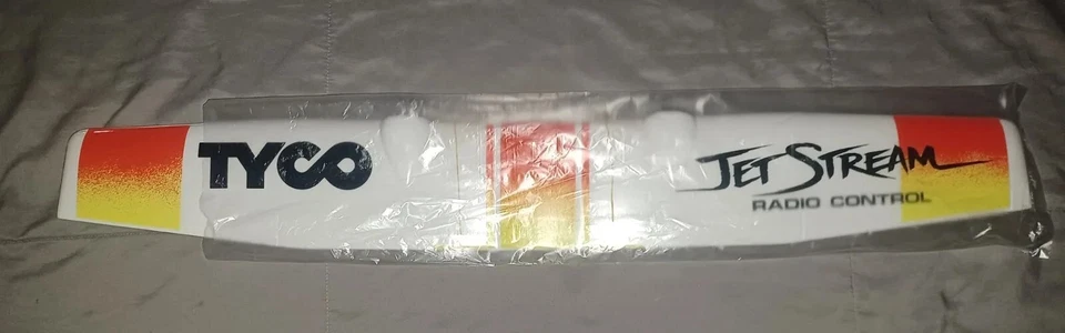 Tyco RC Jet Stream Replacement Airplane Parts Wings - Image 3 of 3