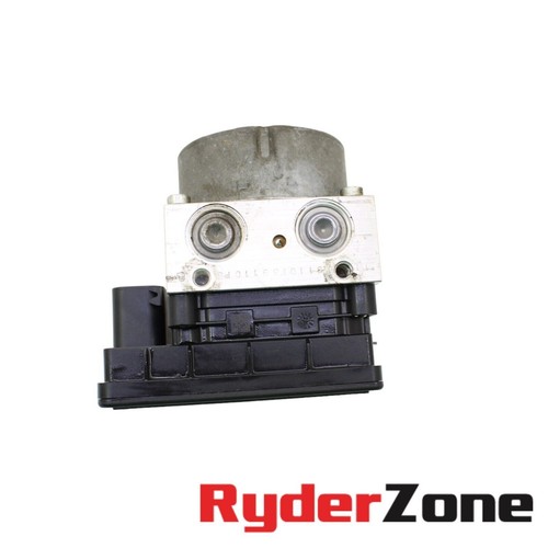 2020 - 2023 BMW S1000RR ABS PUMP BRAKE MODULE ELECTRICAL SYSTEM SILVER STOCK - Picture 11 of 12