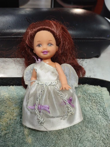 VTG Li'l Friends of Kelly Babie Sister of Barbie Deidre 4" Doll 1997 ~ New