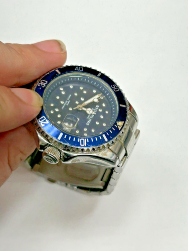 Stuhrling Original Silver Tone blue Face Watch With Crystals Date Function - Picture 7 of 7