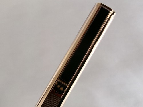 Dunhill Classic Dress Ballpoint Pen Gold Plated - Picture 4 of 11