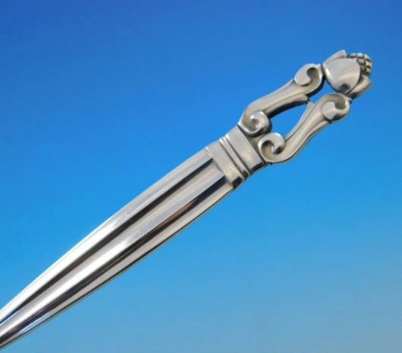 Вилка сервировочная Acorn от Georg Jensen из чистого серебра средняя 8 7/8 дюйма реликвия - Изображение 2 из 2