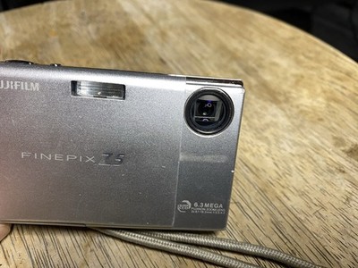 Fujifilm FinePix Z5fd Silver CCD 6.3 MP Digital Camera Tested NO
