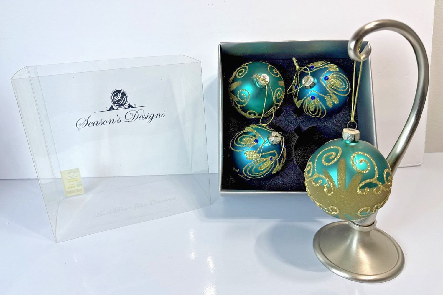 Seasons Designs Mouth-Blown Glass Christmas Ornaments • Set of 4 OG Box + Sleeve