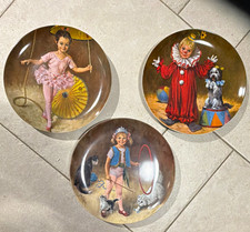 Set of 3 Round Decorative Children Collector Plates, Multicolour Glossy