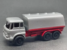 MATCHBOX LESNEY No.25C BEDFORD PETROL TANKER - RECREATION