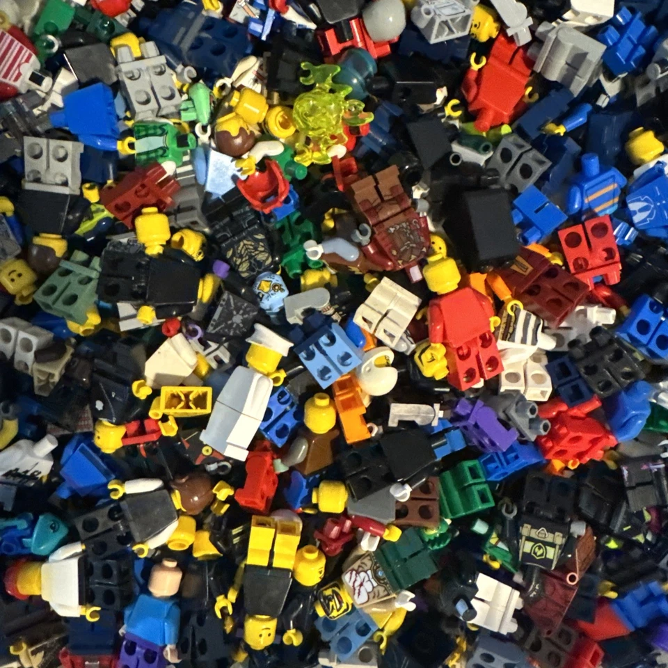 LEGO 1 LIBRA DE MINIFIGURAS FIGURAS INCOMPLETAS Y PARTES DEL CUERPO 16 OZ Aleatorio Foto 4 de 4