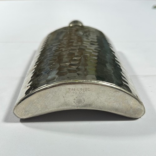 Vintage gehämmerter Metall Flachmann 10 Unzen Zinn gefüttert Made in West Germany 6,75" hoch - Bild 2 von 9
