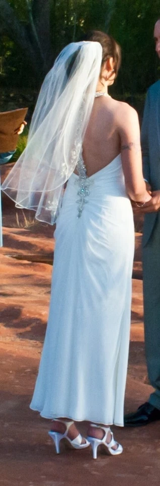 used wedding dresses size 4 - Image 4 of 4