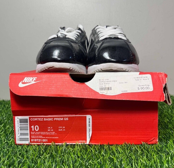 Nike Cortez Basic Premium QS Black Metallic Silver Size 10 Sneakers 819721-001 image 9