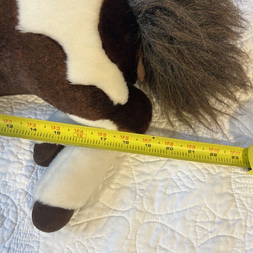 Breyer Plüsch Pony Pinto Pferd 22 Zoll braun & weiß liegend Stofftier mit Etikett - Bild 7 von 10