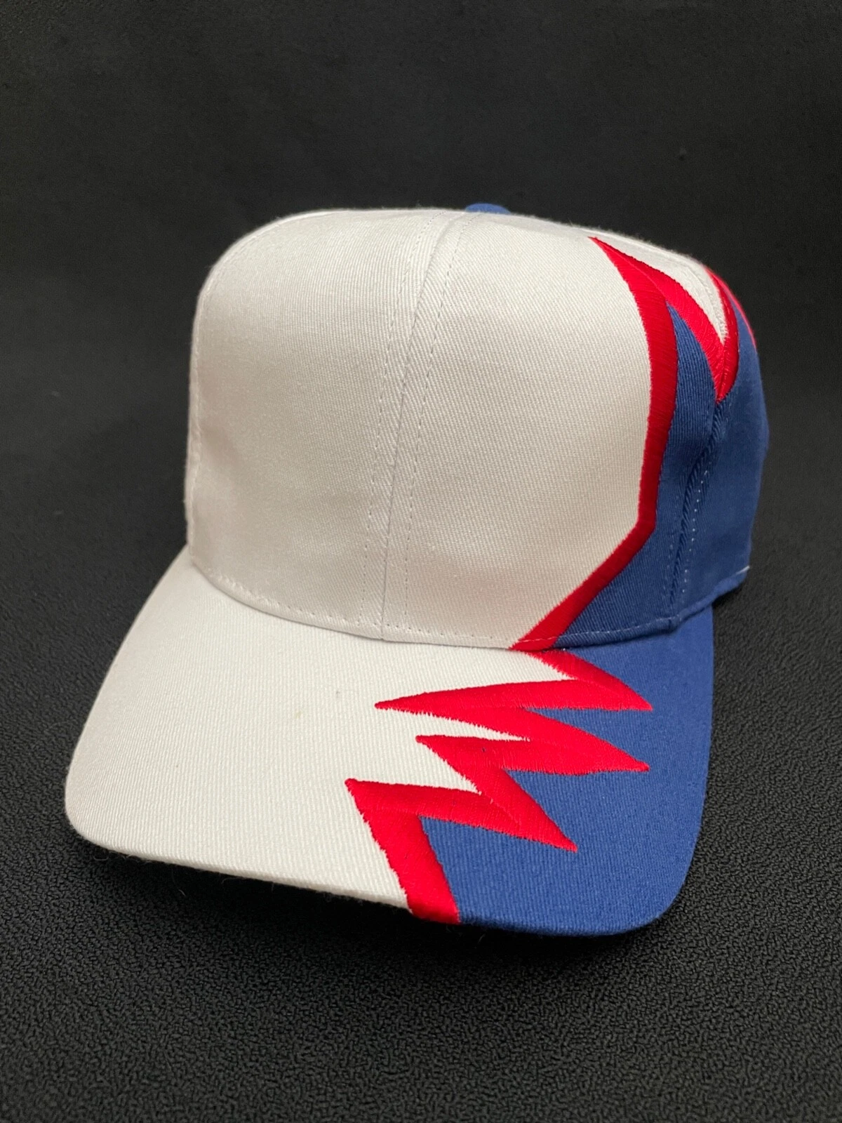 Casquette de sport vintage années 90 Kati Supreme blanche, rouge, bleue vierge à bretelles neuve !