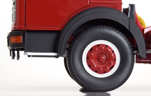 Road Kings 1/18 MERCEDES LPS 1632 RED BLACK WHITE 1969 KK Scale Model - Foto 7 di 10