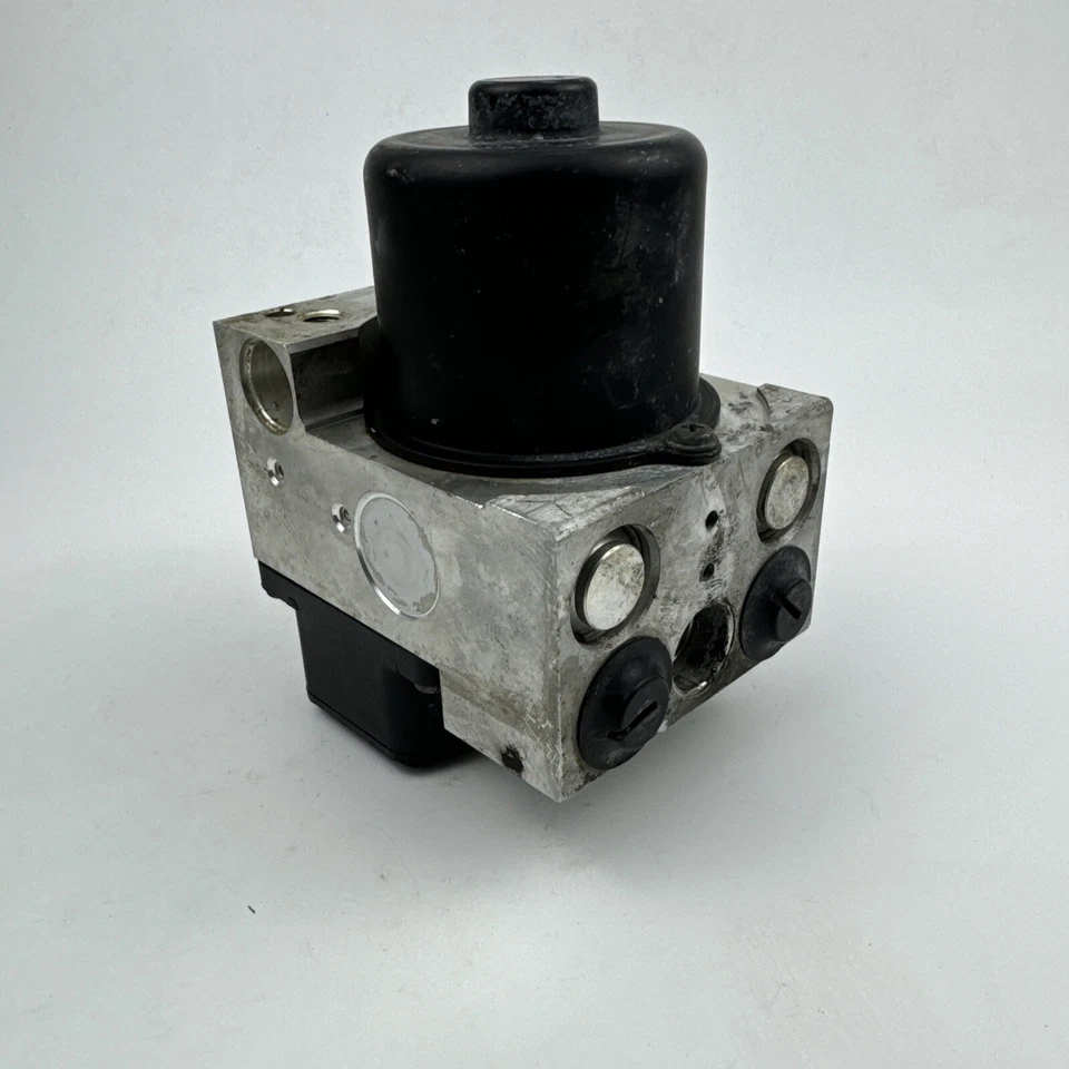 Actuador y modulador de bomba de freno antibloqueo Toyota Camry 1997-2001 44510-33070 ABS Foto 3 de 4