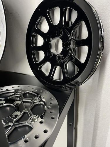 HARLEY DAVIDSON SOFTAIL FAT BOY BLACK WHEEL PULLEY OEM REAR 2018 -25 OUTRIGHT - Picture 12 of 12