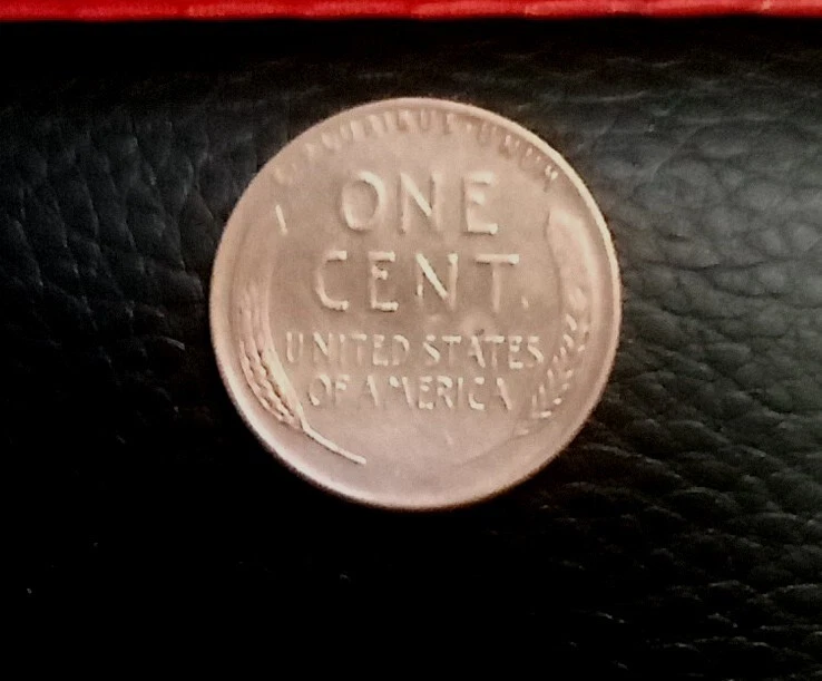 1952 D Wheat Penny Error (Letter L In Liberty Too Close To / On Rim) Very Rare  - Image 2 of 3