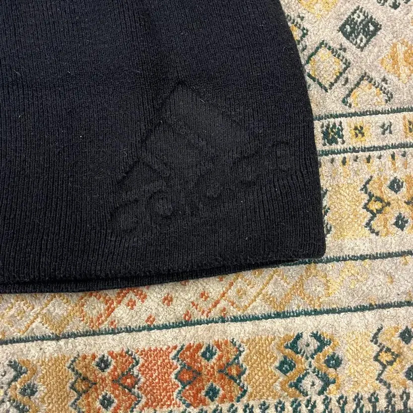 Adidas Black Beanie #csz3134 thumbnail 3