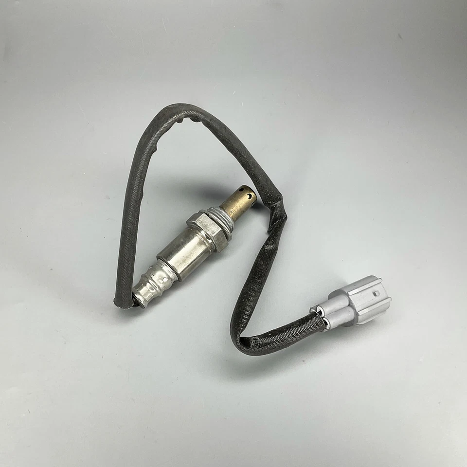 Sensor de oxigênio original do equipamento original para 2005-2019 Toyota Subaru Lexus Scion 18081 - Imagem 2 de 4