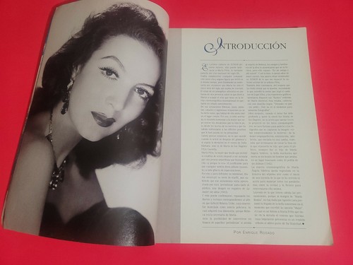 Maria Felix Somos Magazine + Poster - Picture 4 of 12