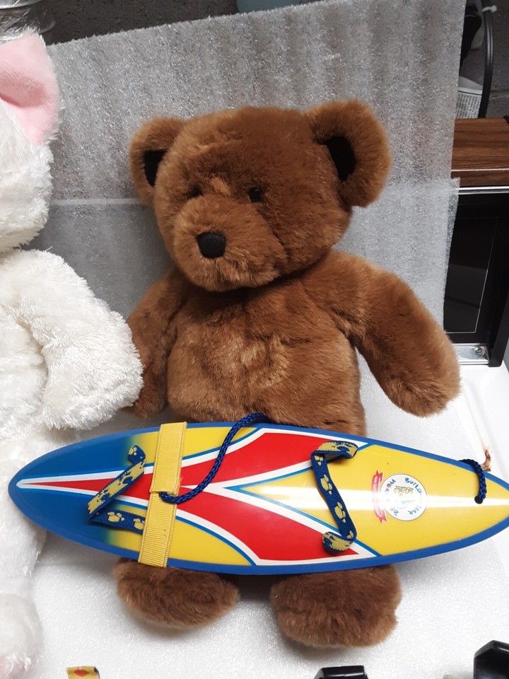 Build a bear lot 2 plush 2 pair sketcher shoes 2 rollerskates