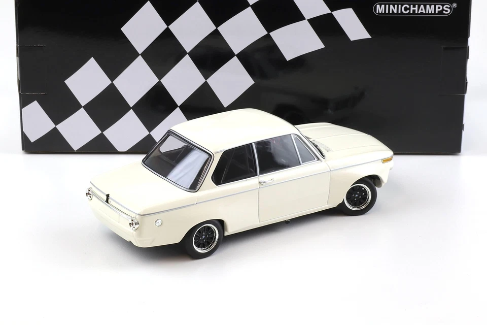 1:18 Minichamps BMW 2002 Motorsport Version Plain Body white 1970 - Bild 3 von 4