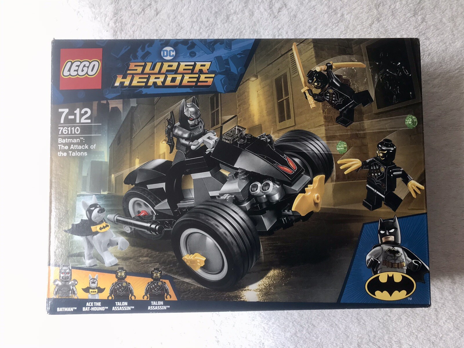Lego 76110 Batman The Attack of the Talons avec figurines rares pour collectionneurs